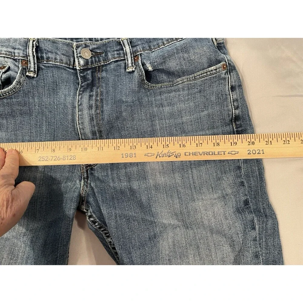 Levi’s Jeans Men Size 35”x28.5” Blue Denim Pants